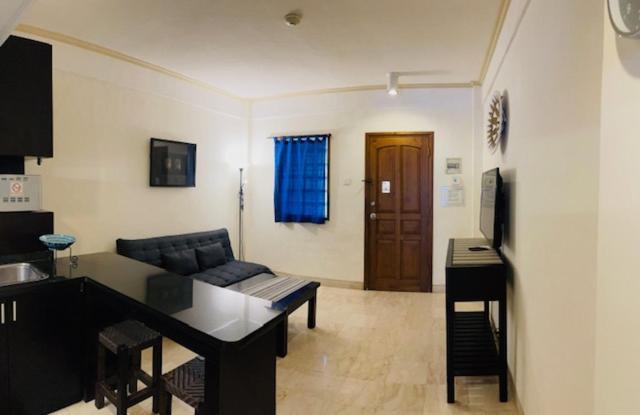 Apartemen 2f Jayakarta Bali *